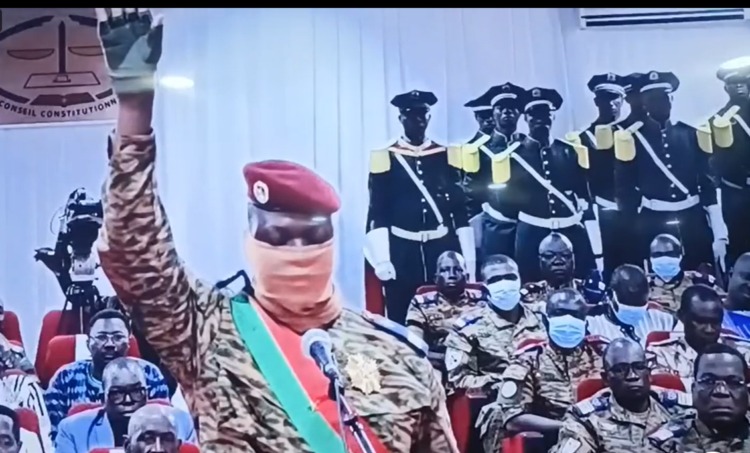 « Nous pouvons gagner cette guerre », capitaine Ibrahim Traoré, président du Burkina Faso