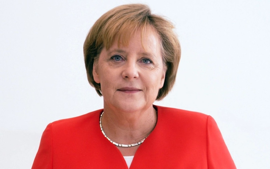 « Ça n’a pas été une surprise », Angela Merkel admet avoir vu venir le conflit en Ukraine