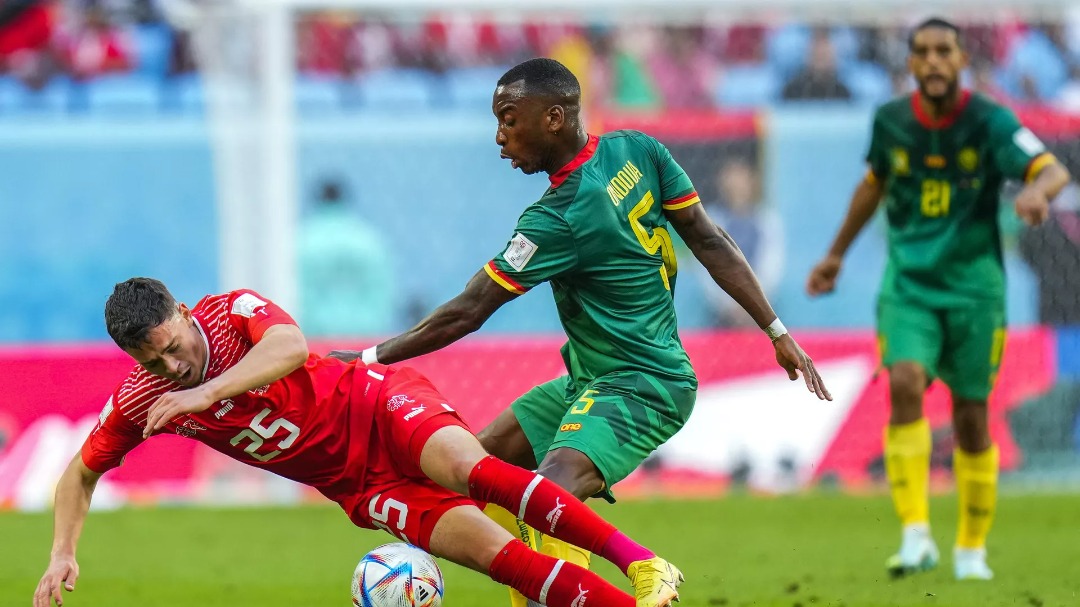 Officiel : la FIFA ne sanctionnera pas le Camerounais au drapeau russe sur ses crampons