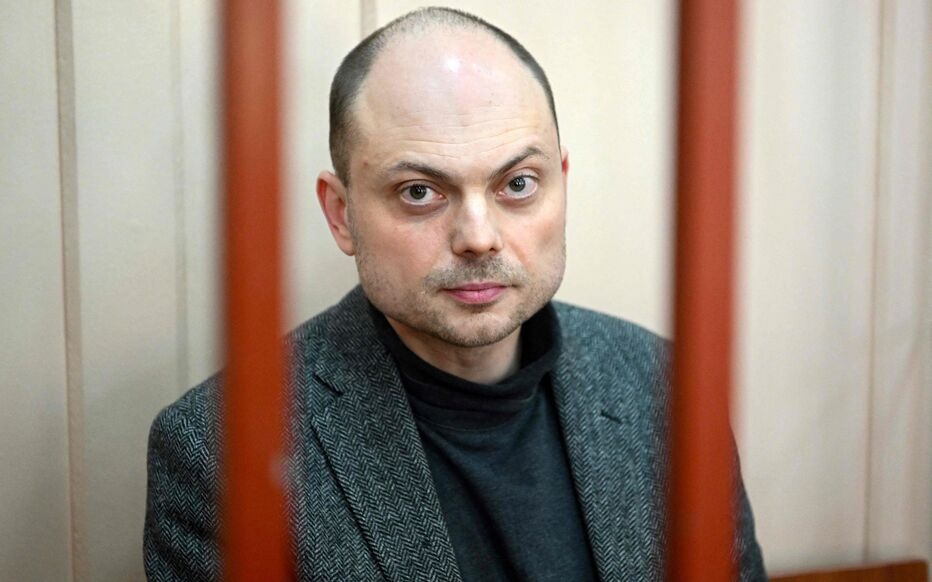 Russie : accusé de « haute trahison », l’opposant Vladimir Kara-Mourza condamné à 25 ans de prison