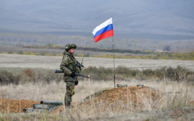 Haut-Karabakh : la Russie annonce le début du retrait de ses soldats de maintien de la paix