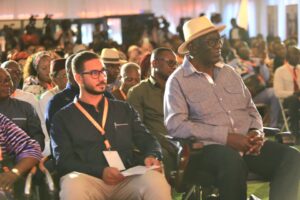 JOHN KUFUOR, à droite, Ancien Président du Ghana (2002-2007) JOHN KUFUOR, à droite, Ancien Président du Ghana (2002-2007)